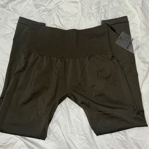 Nvgtn seamless leggings 💚